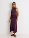 Vestido escotado tachas