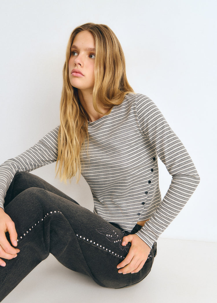 T-shirt rayé à boutons