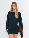 Cupro-Kleid mit Cape-Ärmeln