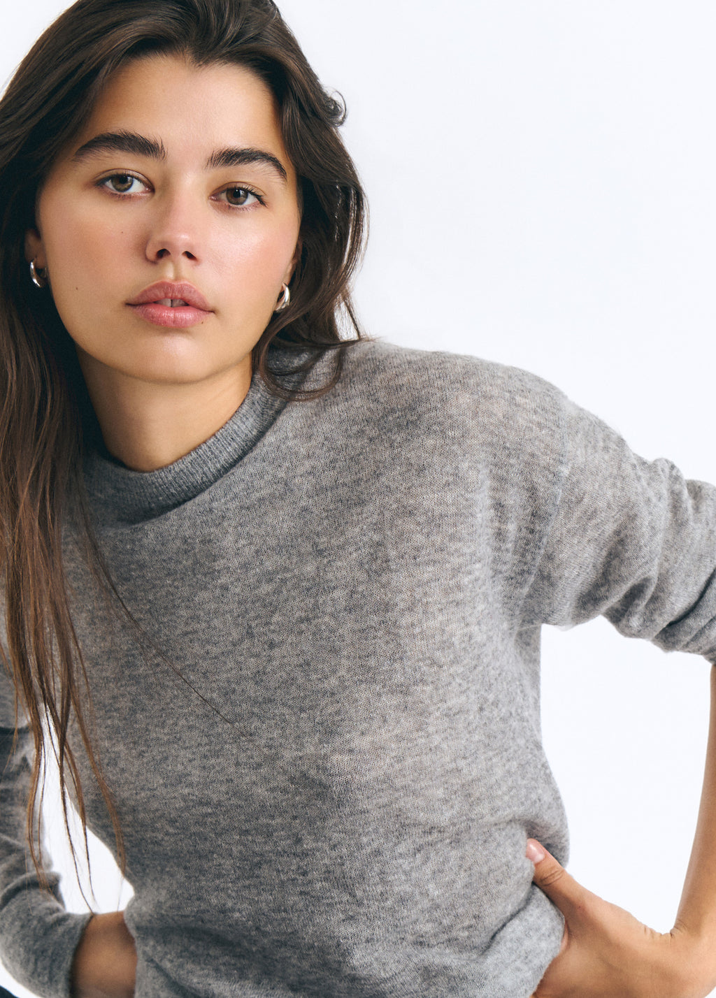 Basic crew-neck sweater