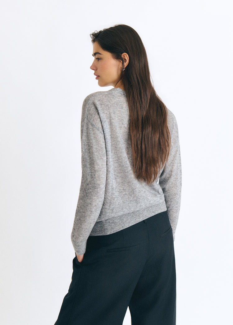 Basic crew-neck sweater