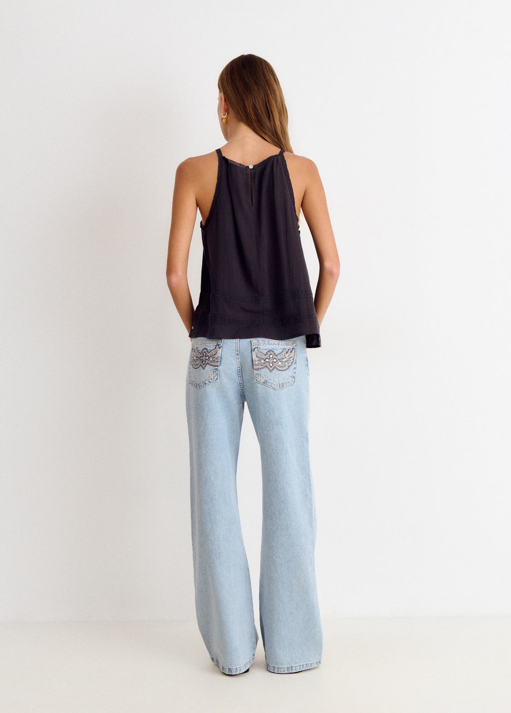 Top halter cordons