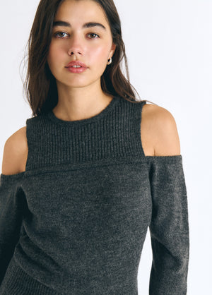 Pullover mit ausgeschnittenen Schultern