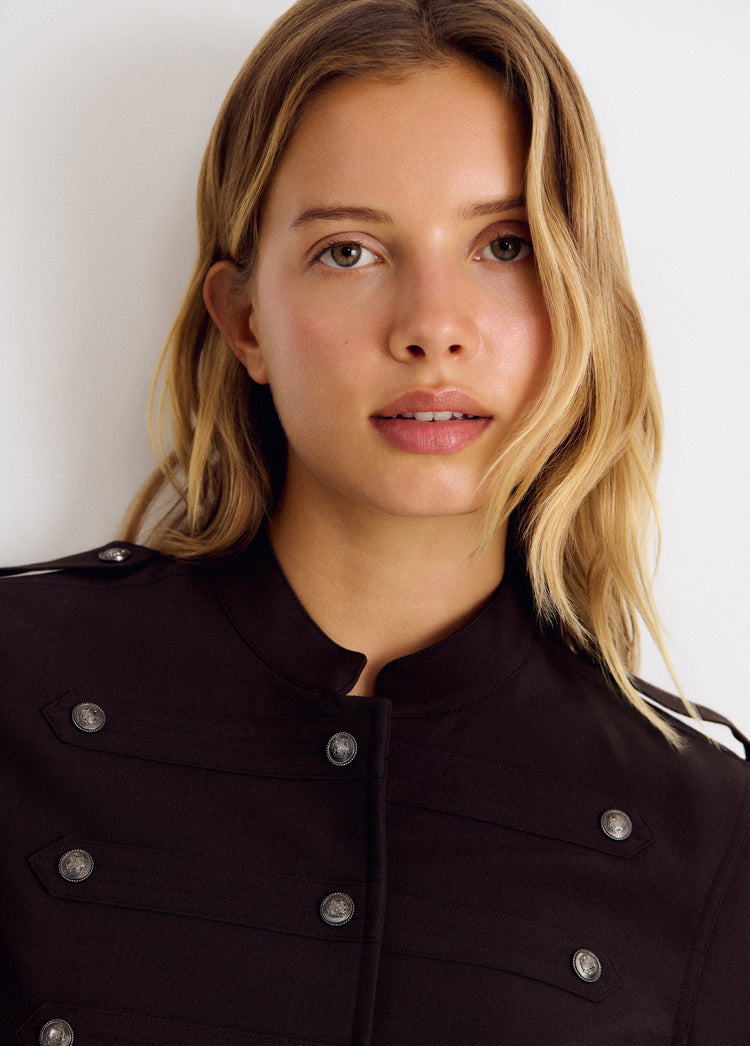 Chaqueta abotonada