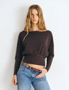 Getailleerd gebreid T-shirt met strepen en taille