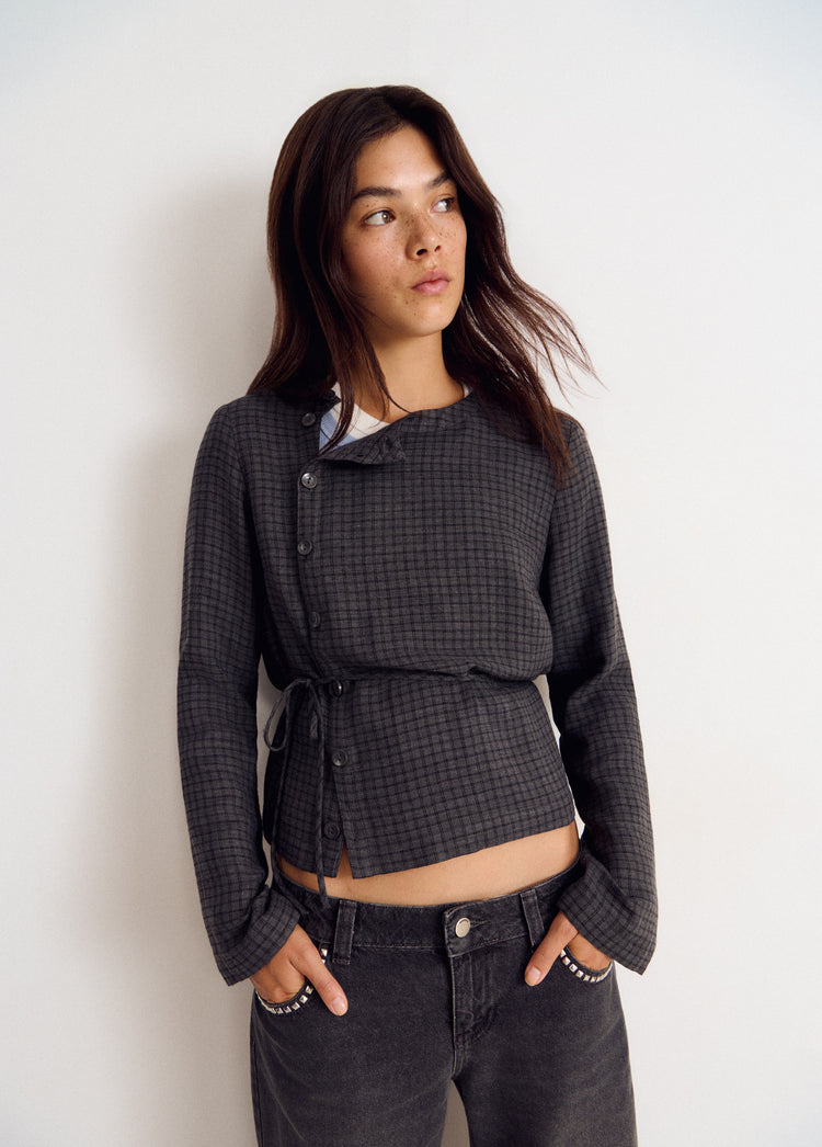 Blusa cuadros detalle botones
