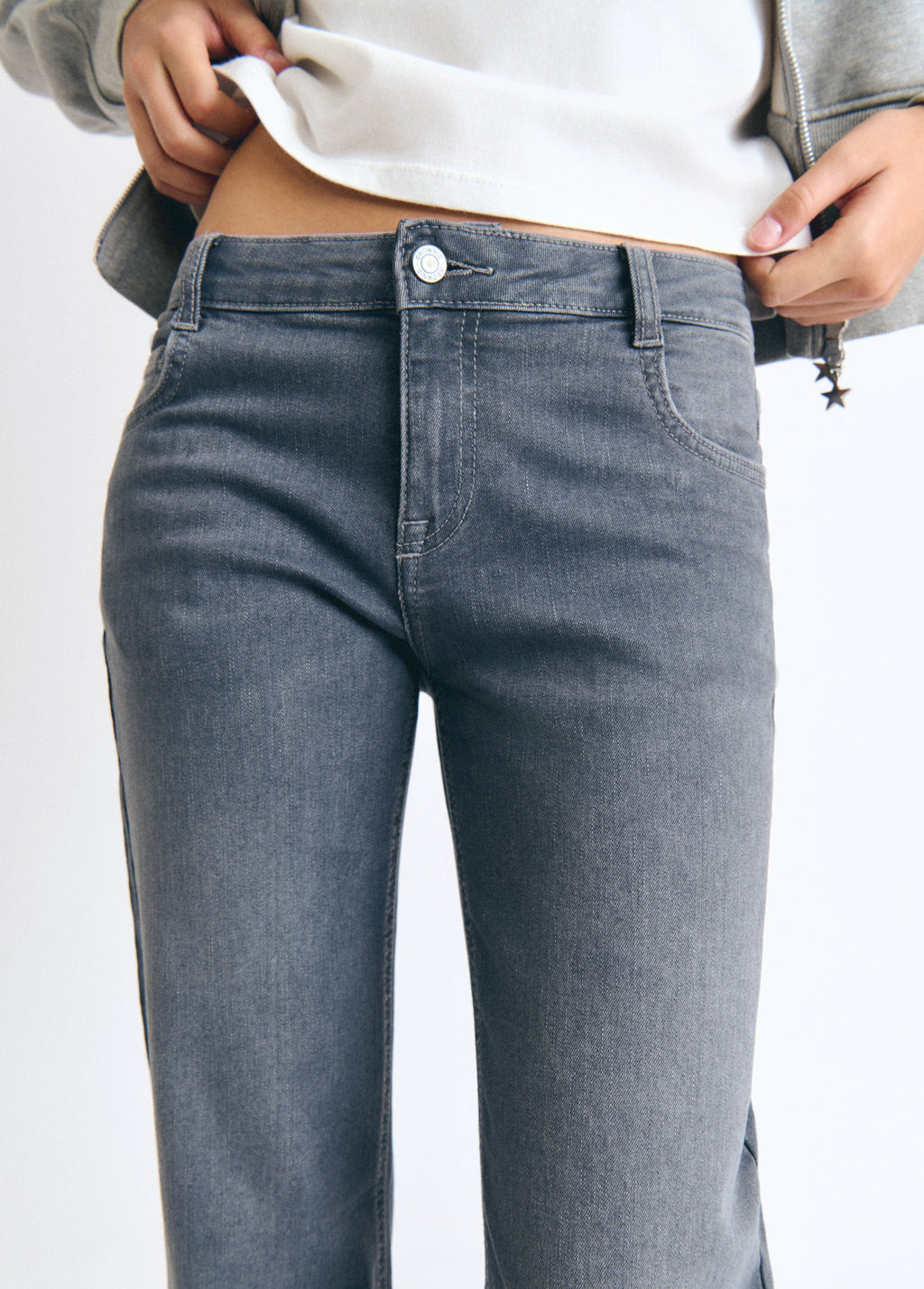 Flare jeans with back pockets