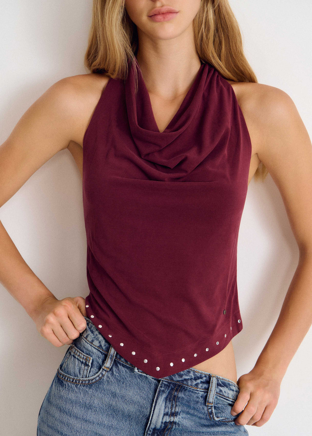 Haltertop met studs van cupro