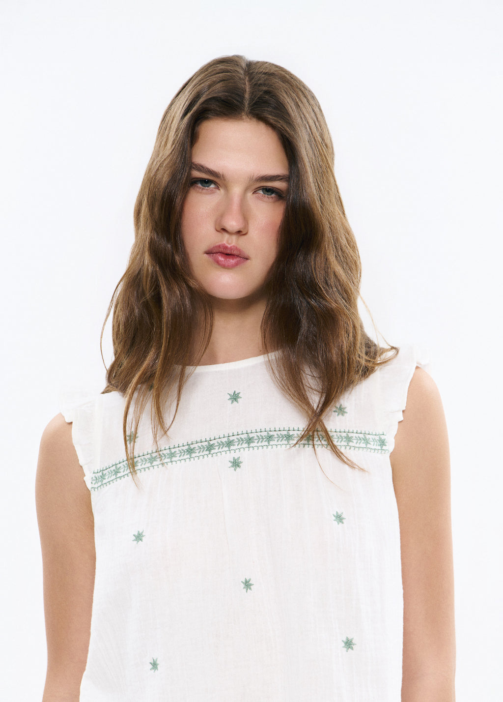 Blouse dobetela brodée