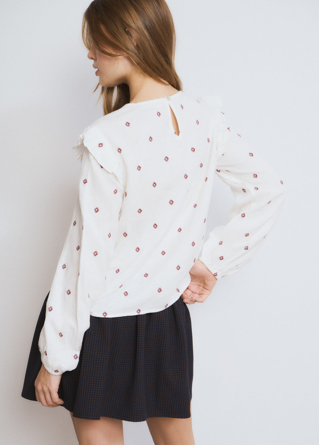 Blusa dobletela brodats