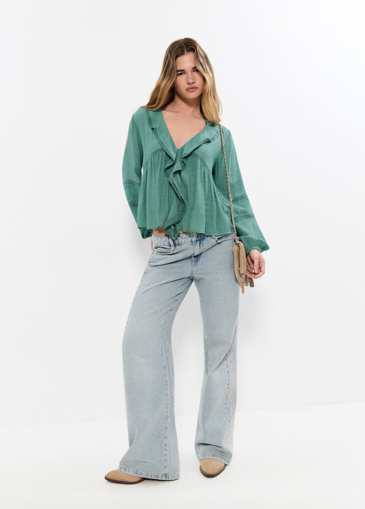 Blusa volant ricamati