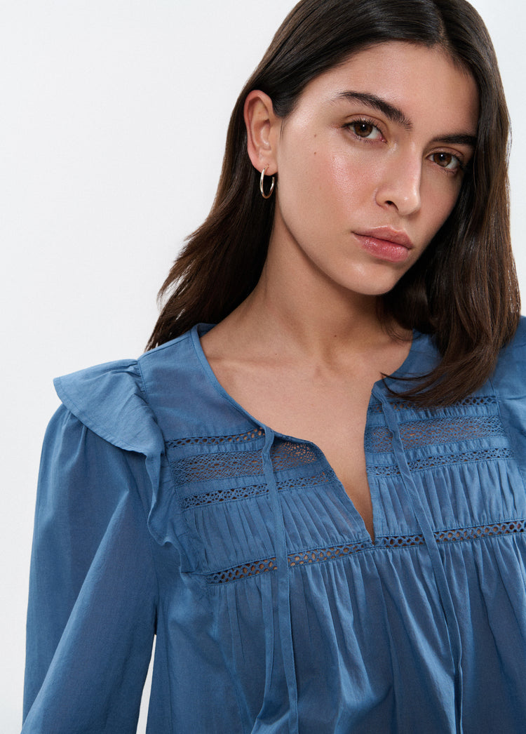 Blusa volantes