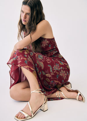 Sandalia tiras tacón