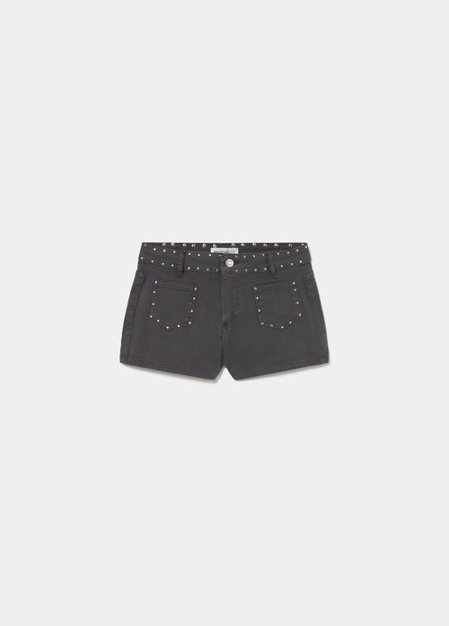 Short taches decoratives