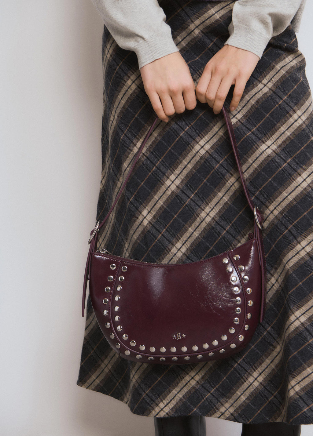 Mala meia-lua tachas