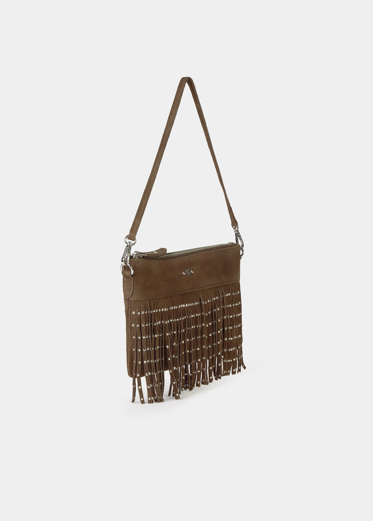 Bolso flecos tachuelas