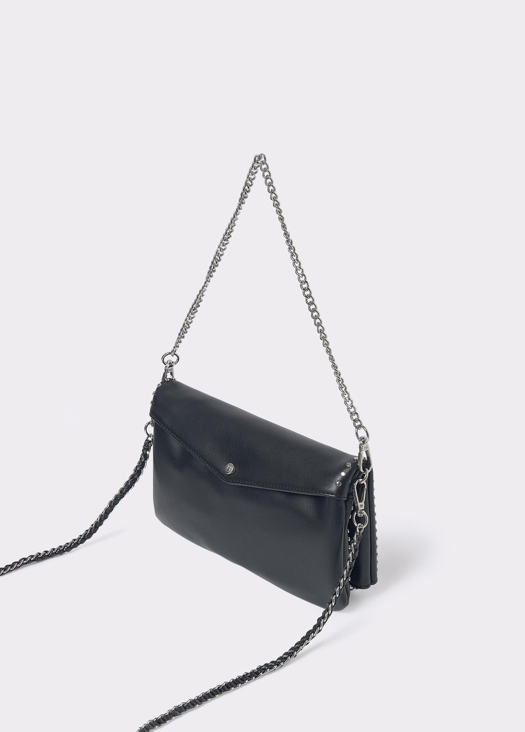 Bolso solapa tachitas