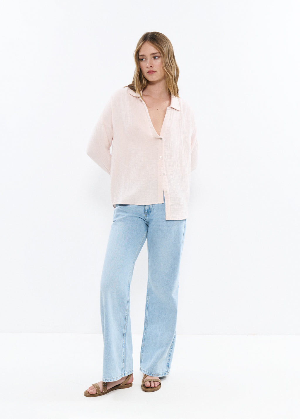 Chemise col en V double tissu