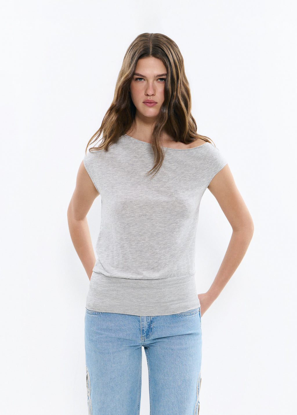 T-shirt cintura ajustada