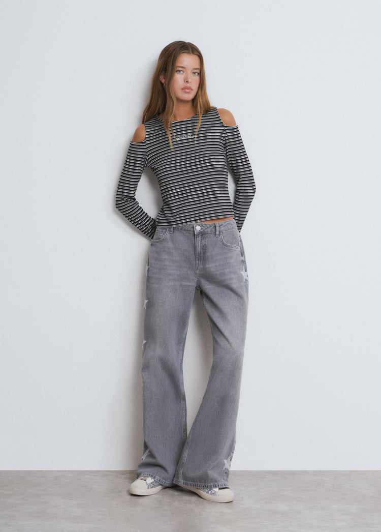 T-shirt a righe con spalla cut-out