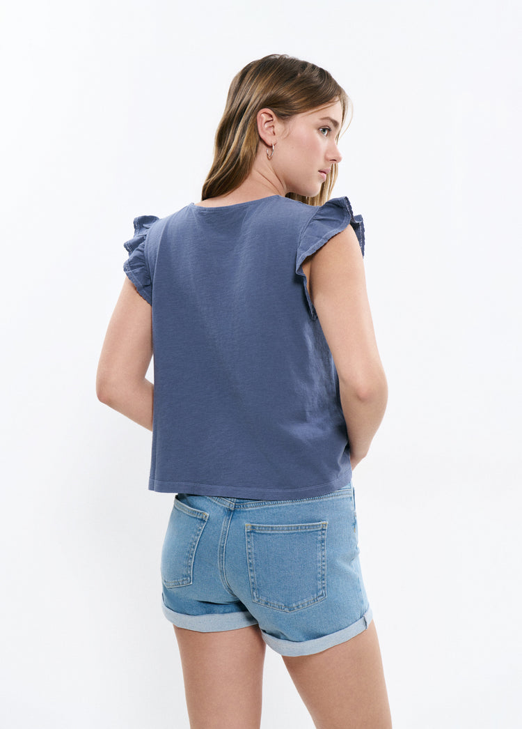 T-shirt volant dentelle