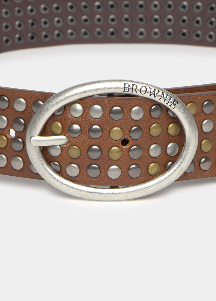 Multi-stud belt