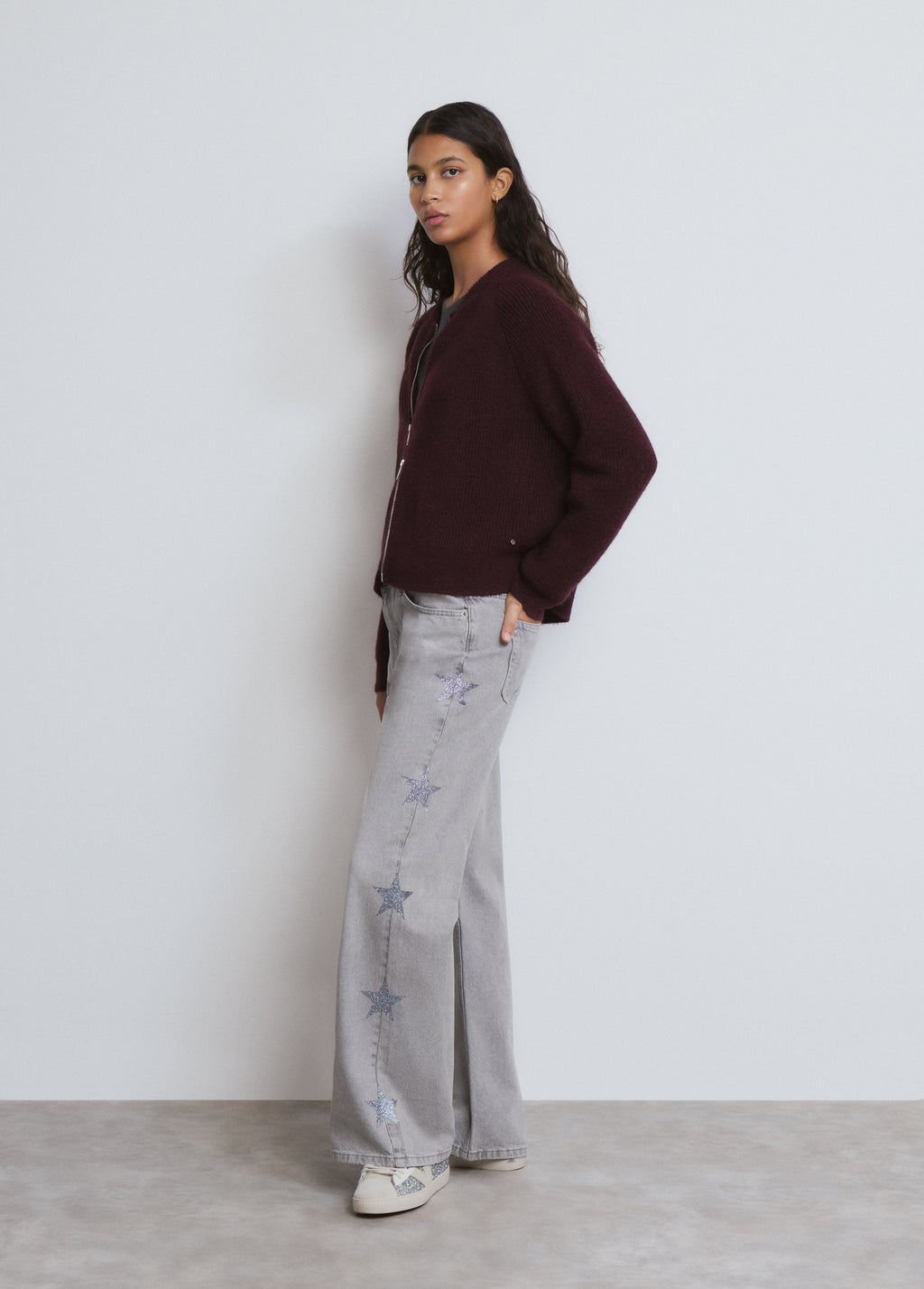 Jeans multi-étoiles côté
