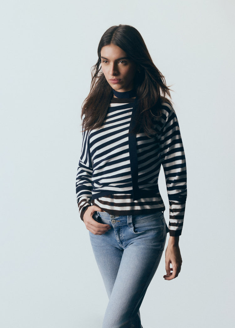 Asymmetric striped sweater with choker