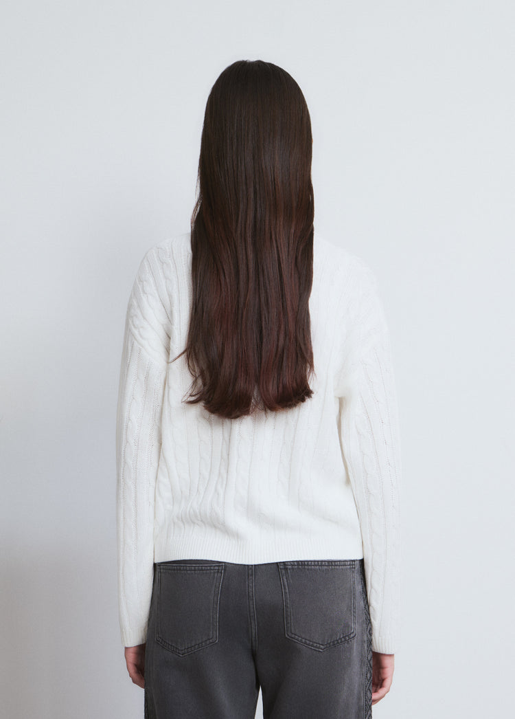 Cable knit sweater with puppies