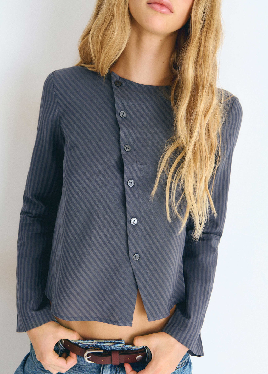Blouse rayée à boutons croisés