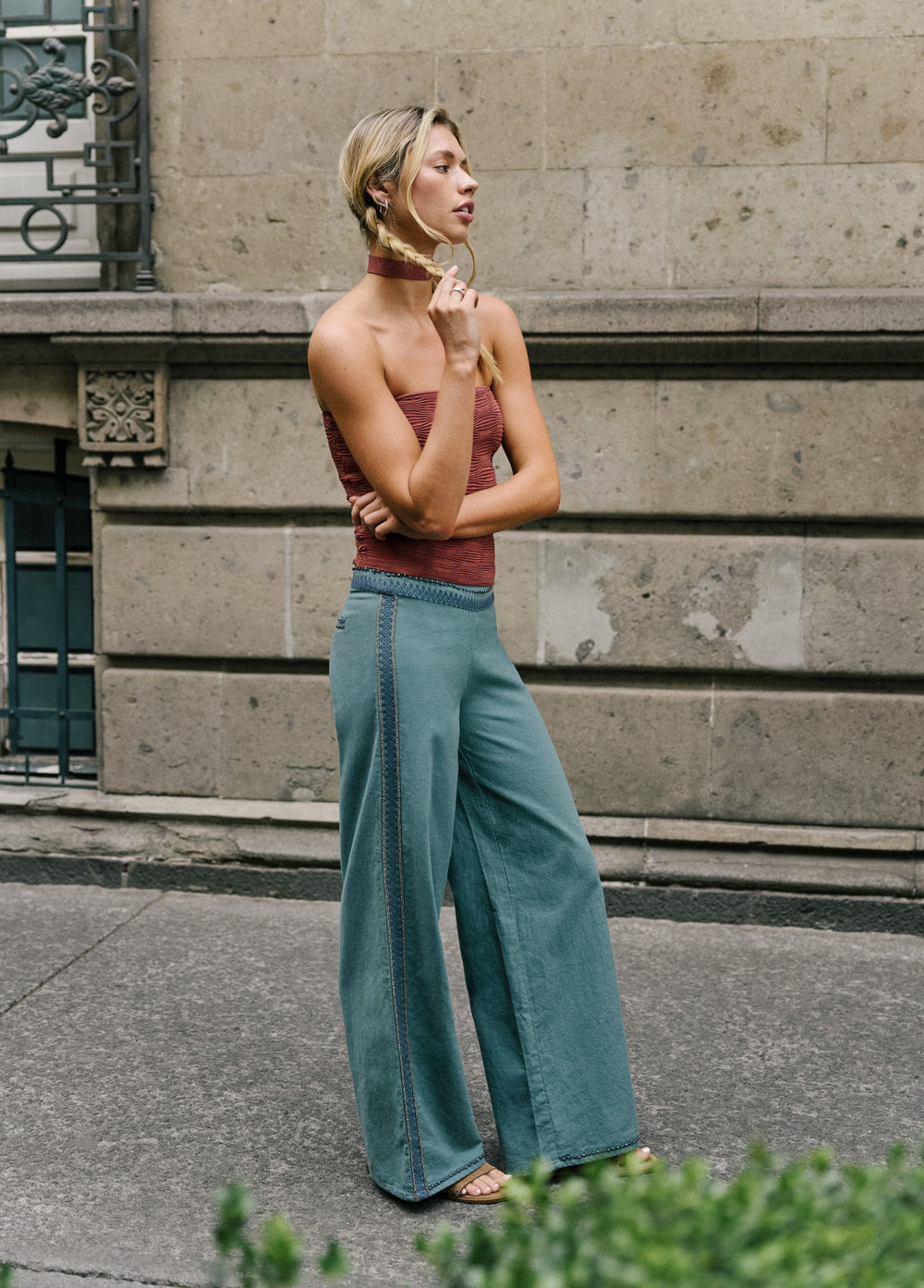 Long pants with embroidered waistband