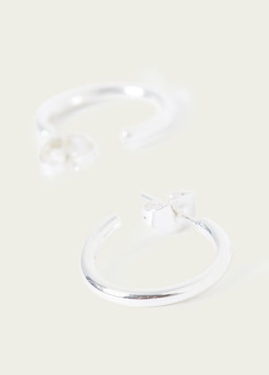 Mini hoop earring