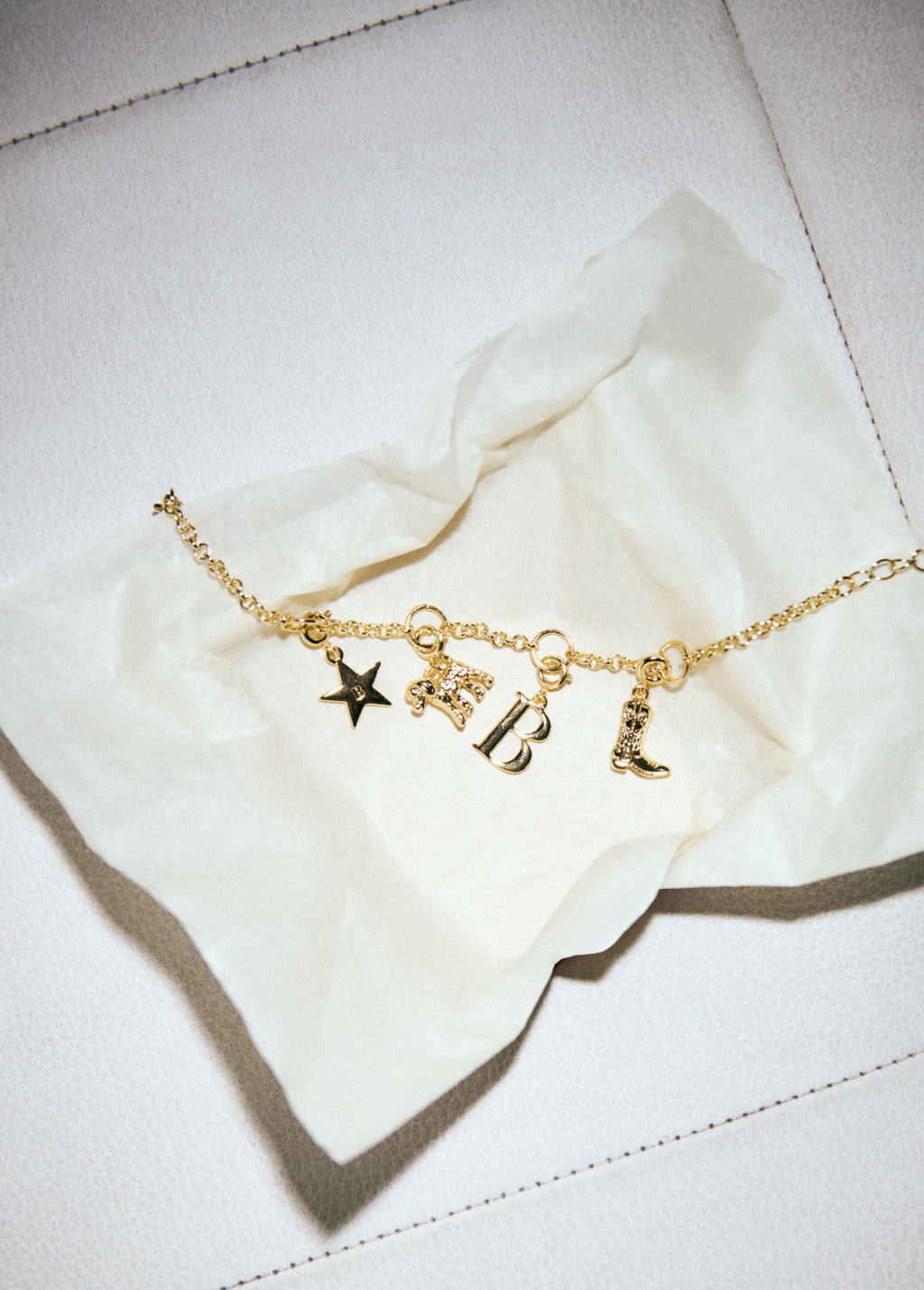 Bracciale a catena con ciondolo