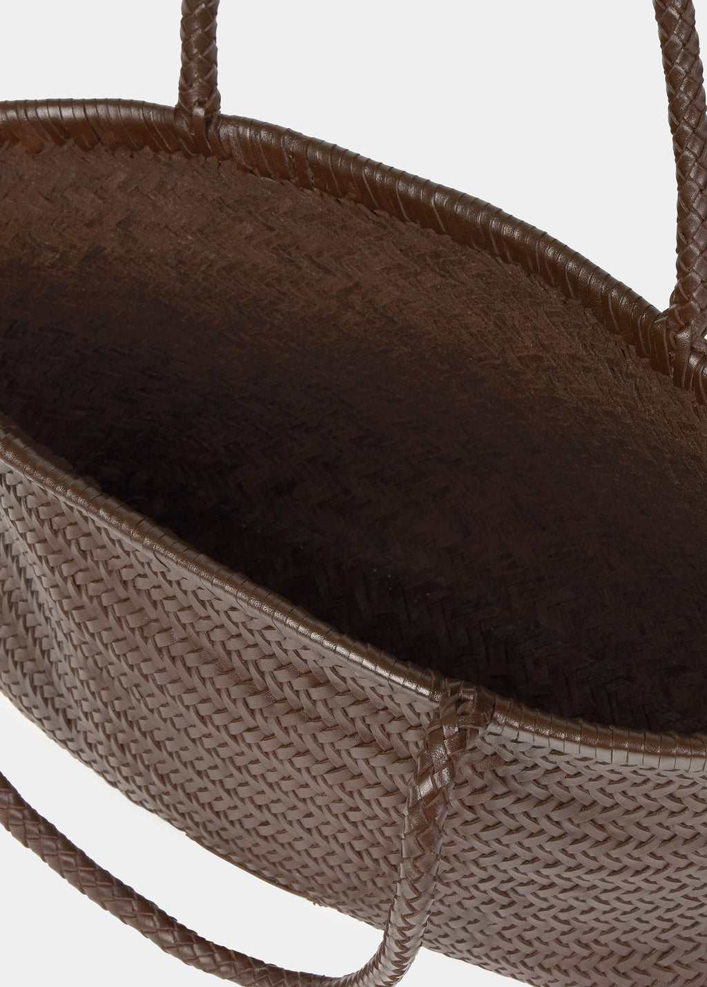 Mala shopper trançada em pele