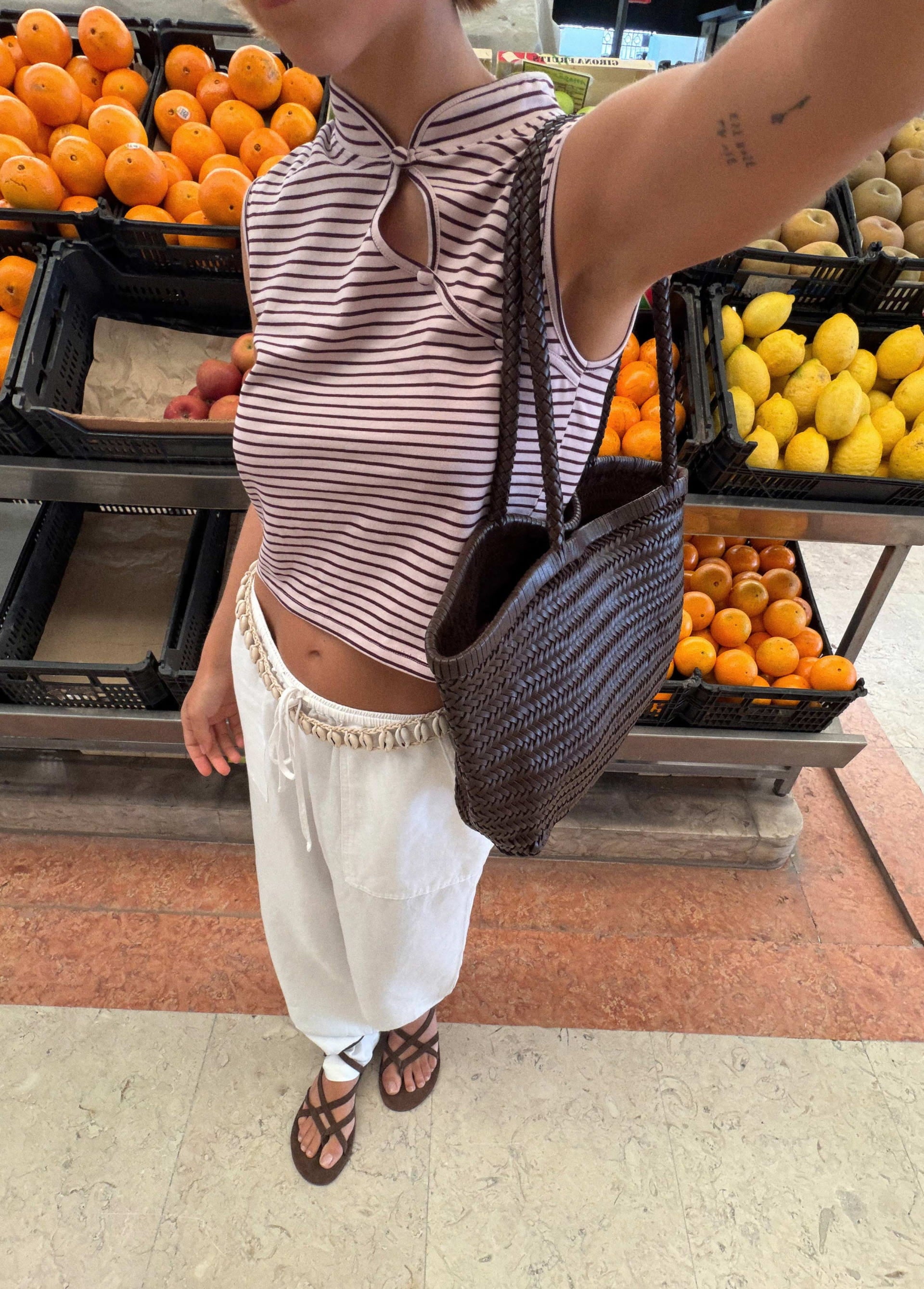 Camiseta raya tejida cuello abotonado