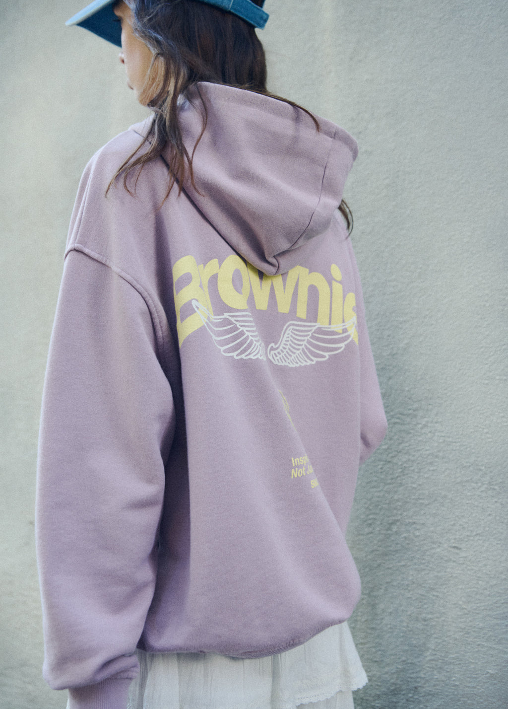 Sudadera alas capucha rosa