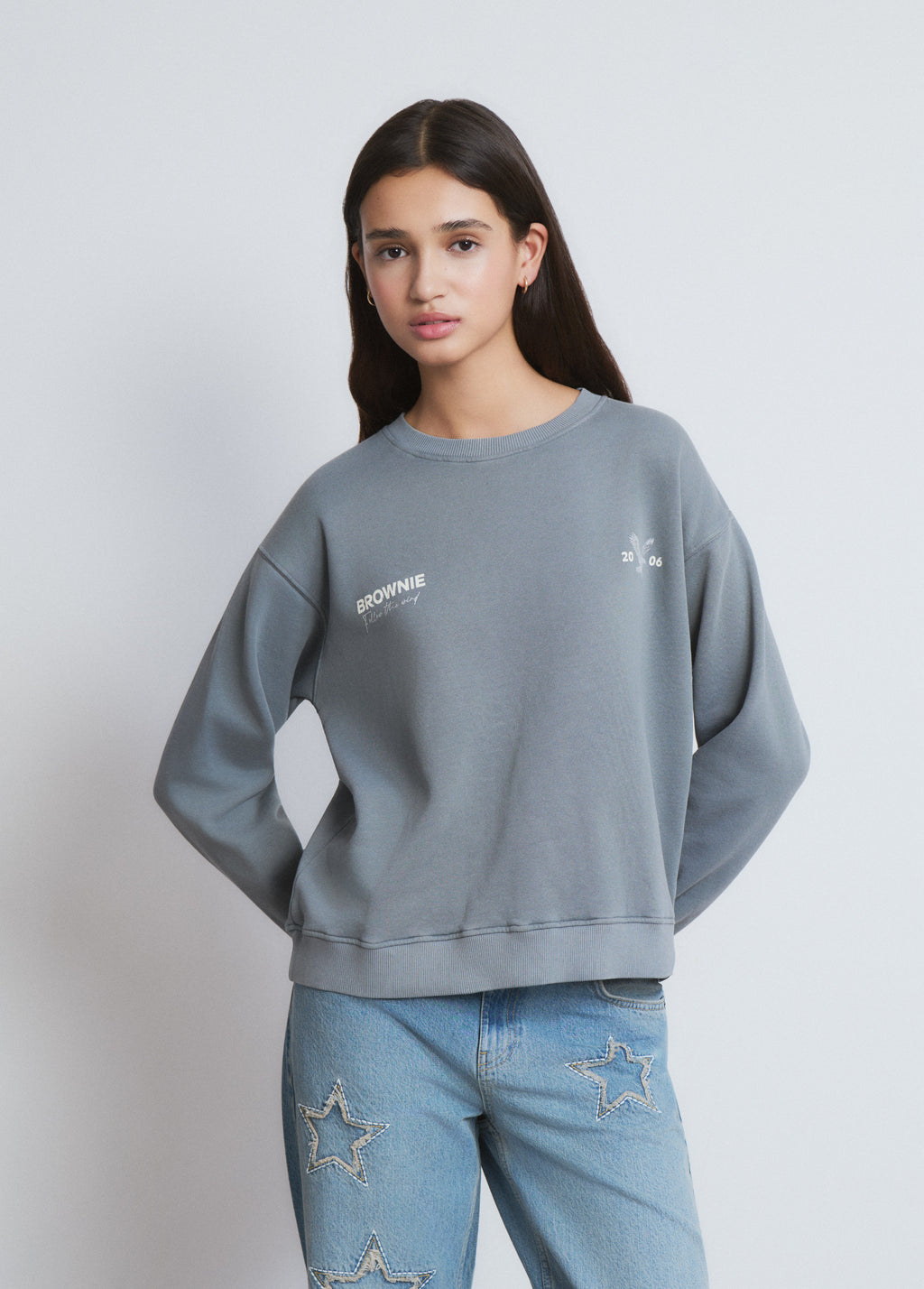 Sudadera logo y estrellas