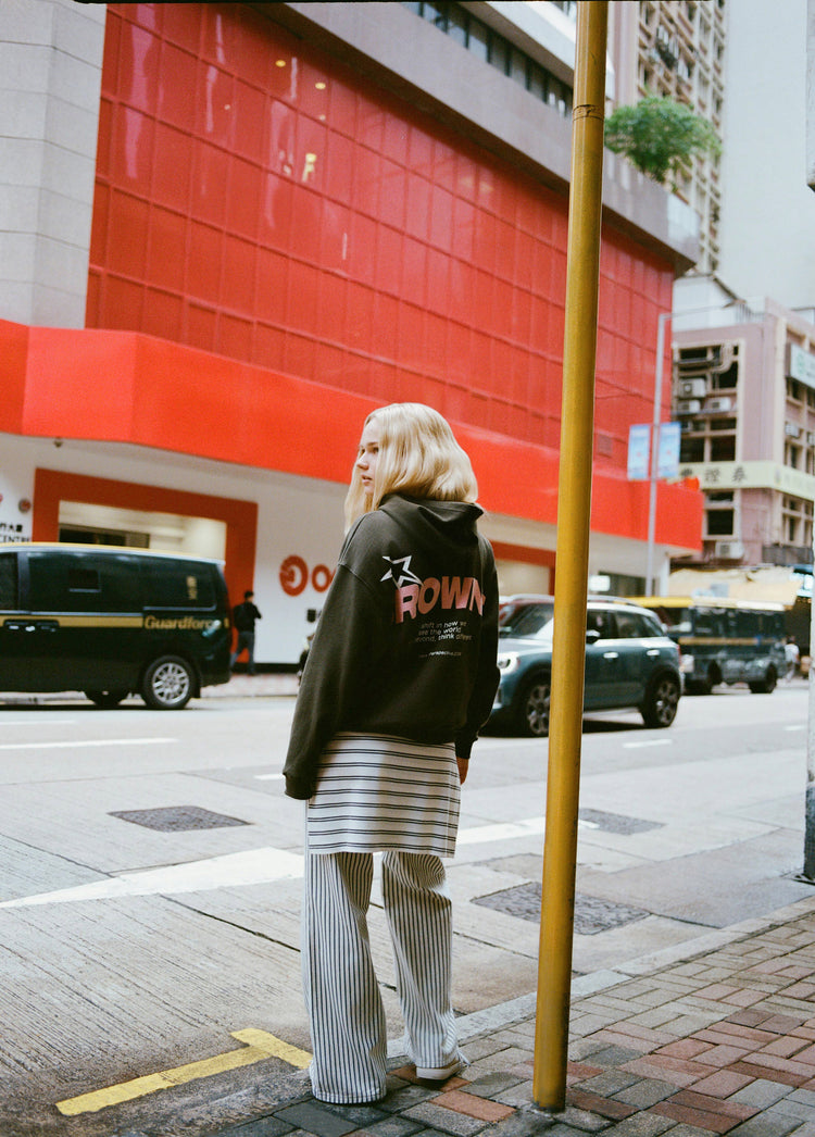 Sudadera logo y texto