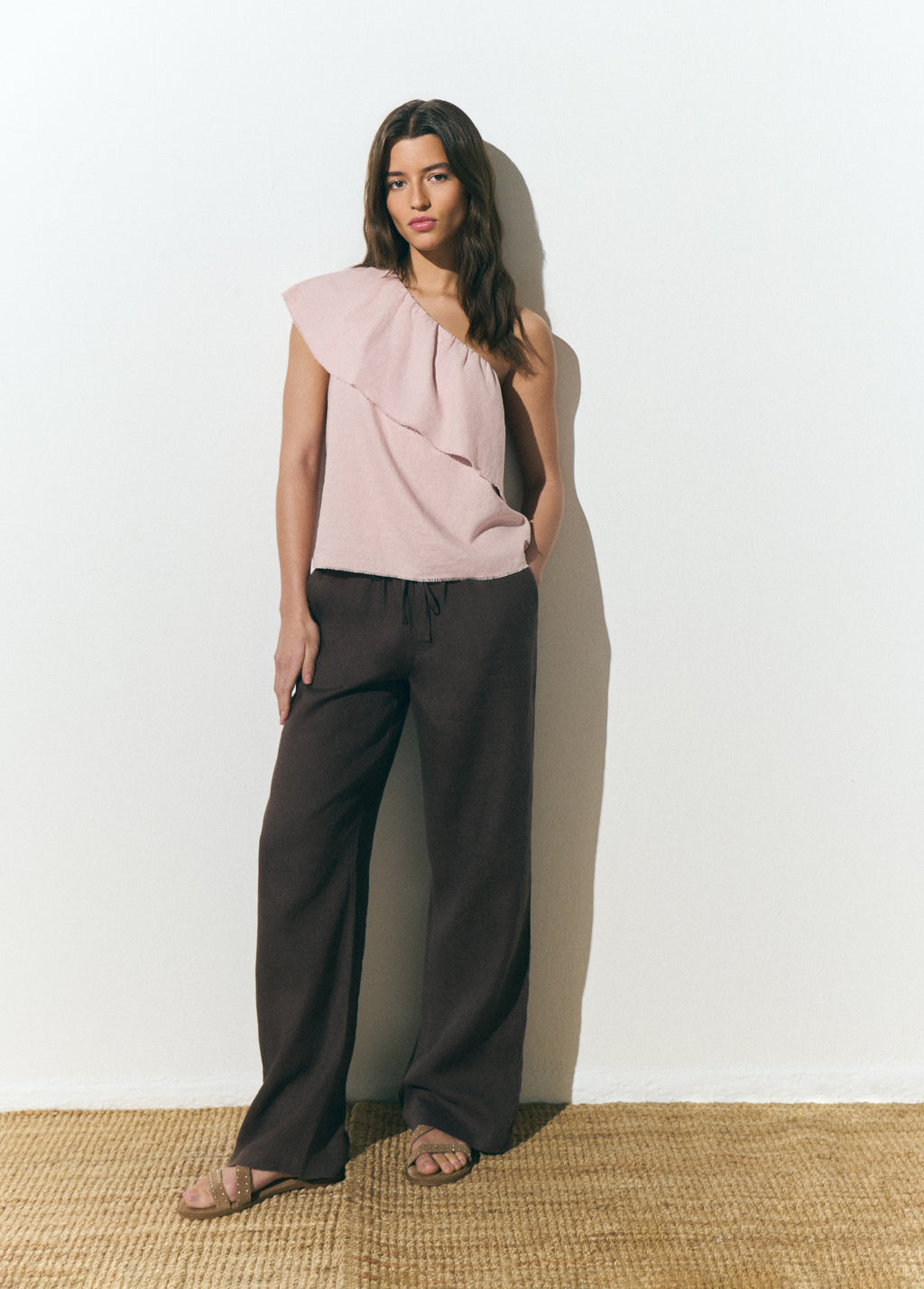 Asymmetrisches Top mit Volant