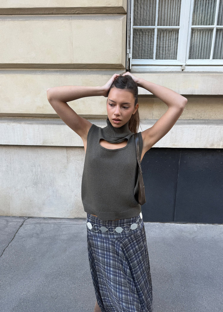 Top cut-out
