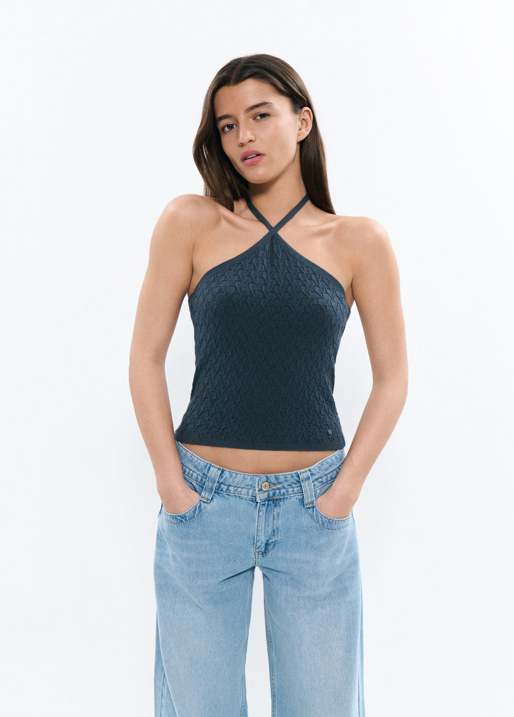 Top halter con texture