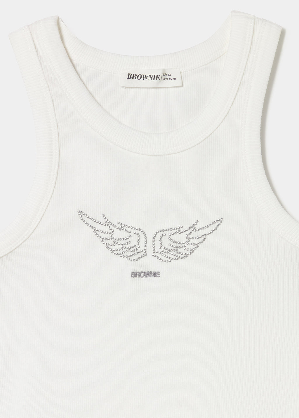 Top com tachas asas