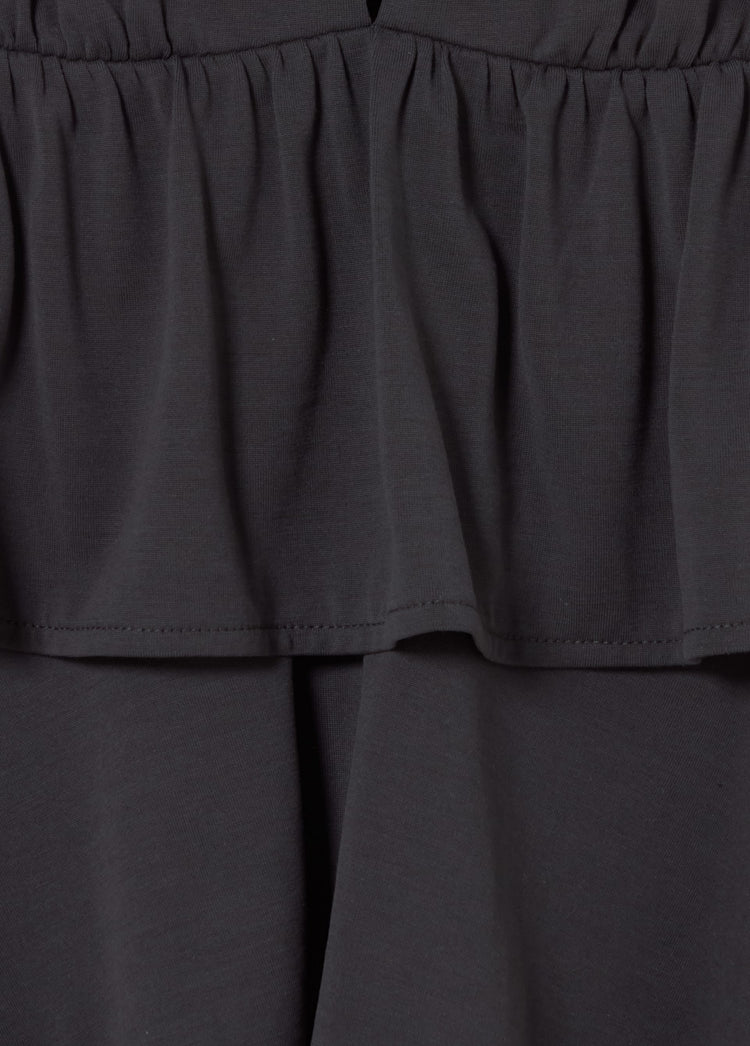 Vestido halter multivolantes