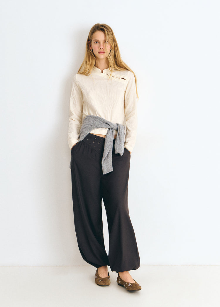 Jacquard blouse with button detail