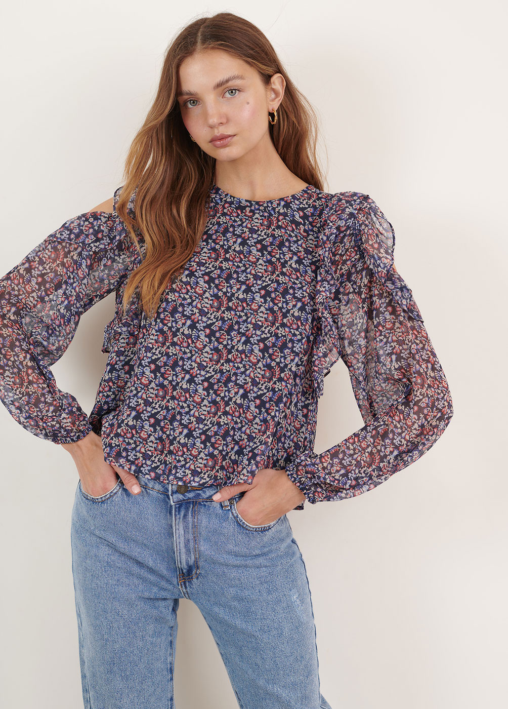 BLUSE BOMBI MIT SCHULTER-CUT OUTS