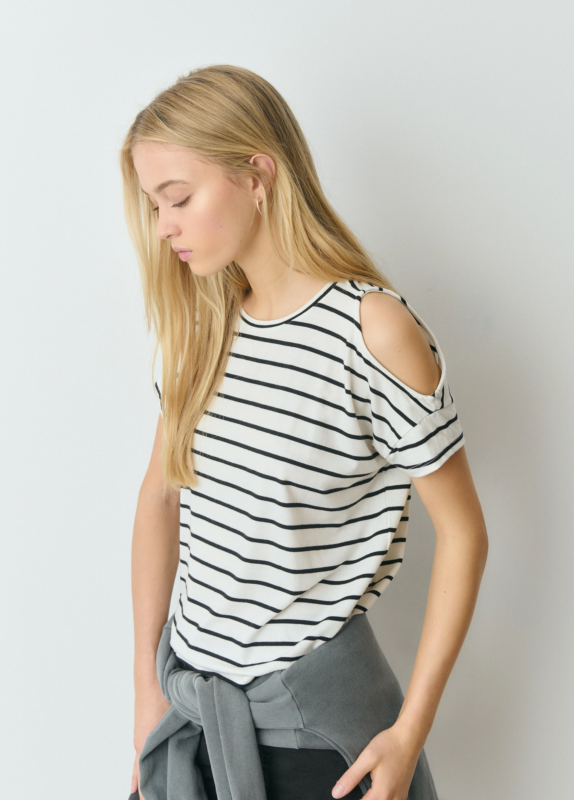 White cold shoulder t shirt hotsell