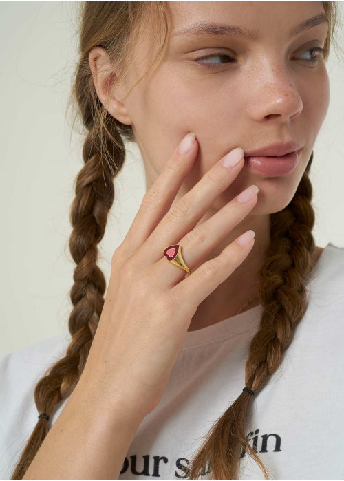Two-tone lacquered heart ring