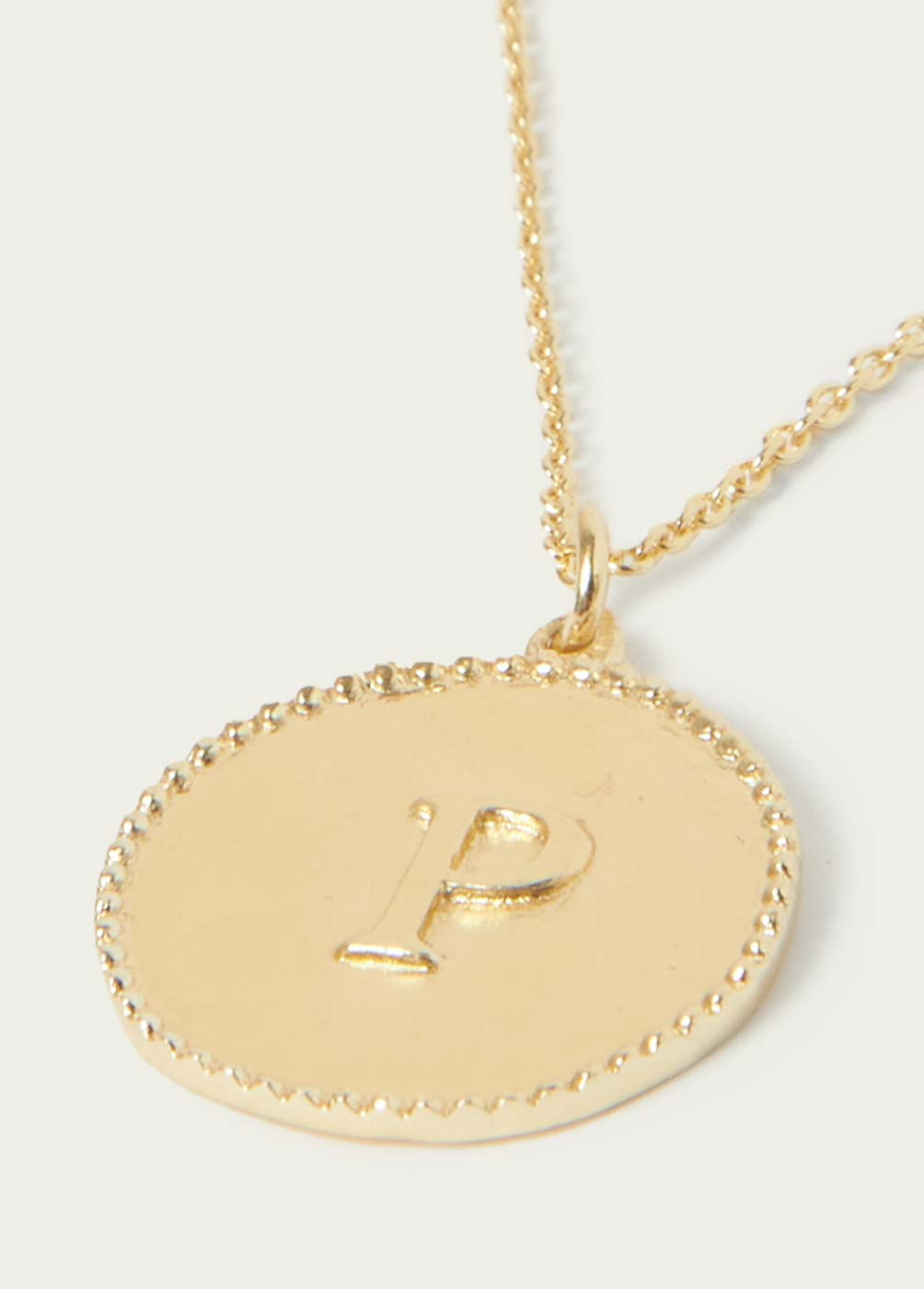 'P' INITIAL MEDALLION NECKLACE