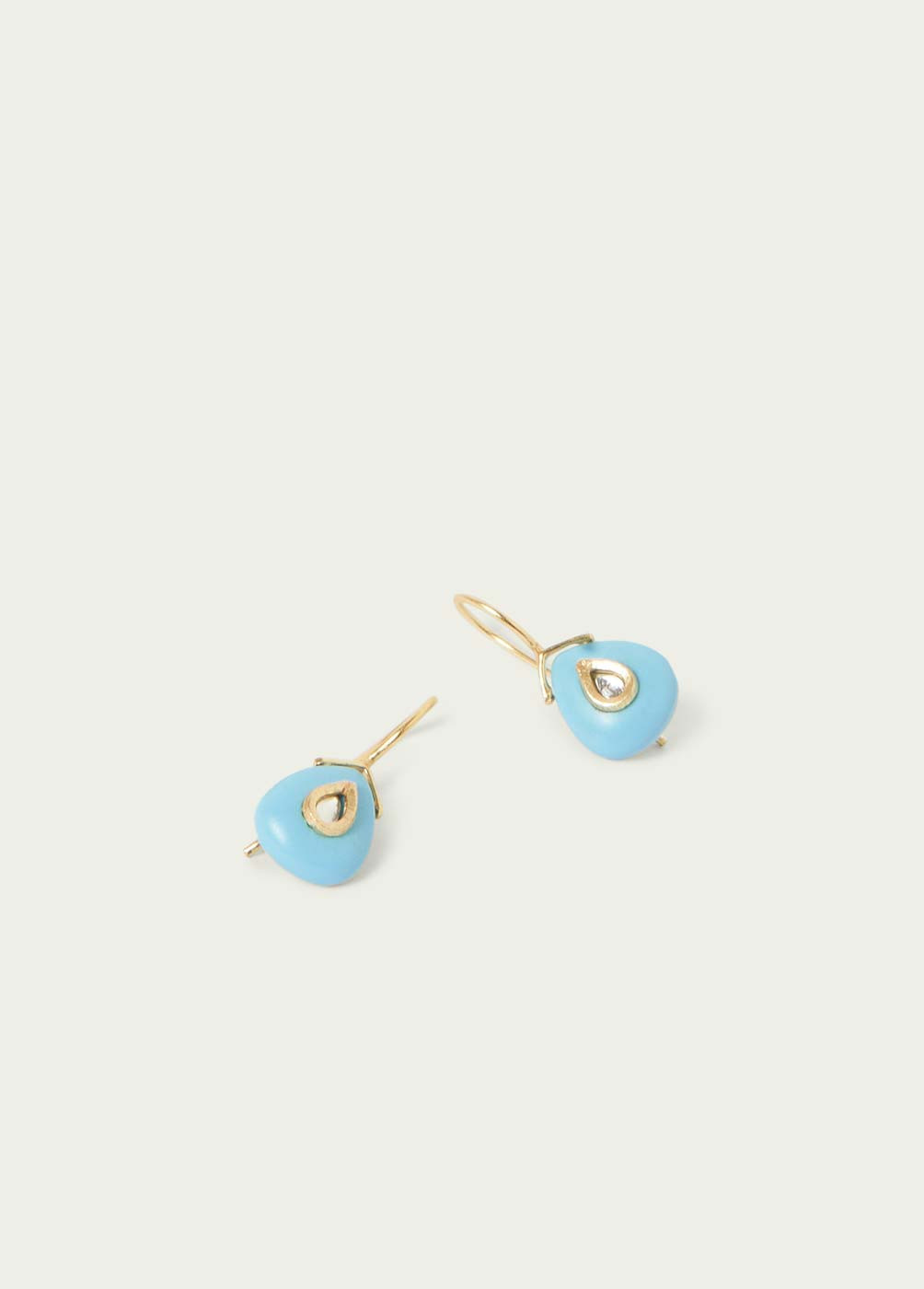 DROP EARRINGS WITH TURQUOISE PEAR