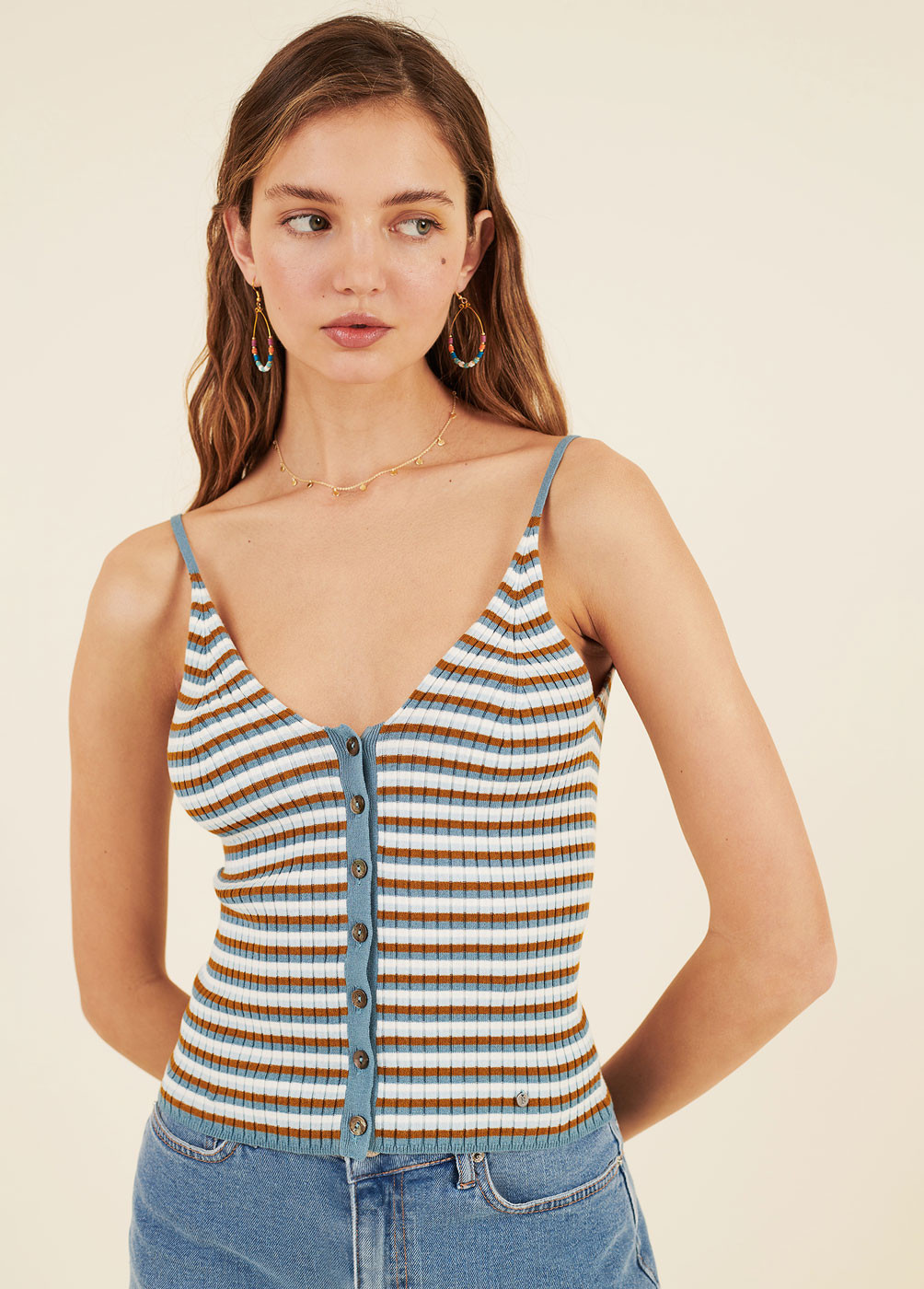 APPLE STRIPED BUTTON-FRONT TOP